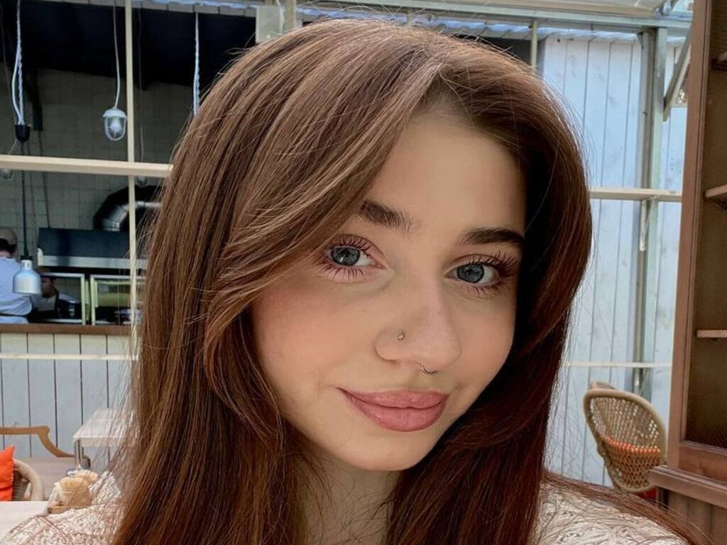 FlorenceClutter age 19