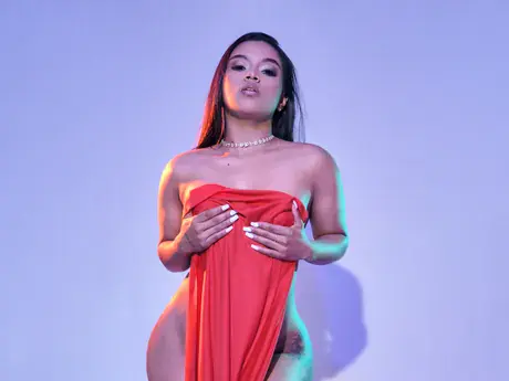 Chat with MilyThomas