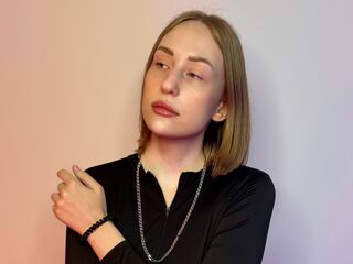 live nude chatroom ElvaCutsforth