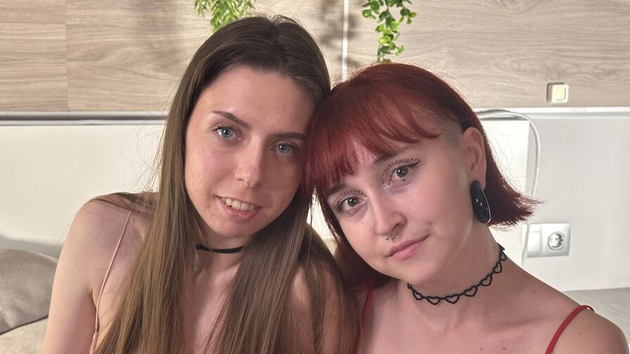 Watch VerleneAndOlimpa live on Ultra Erotica