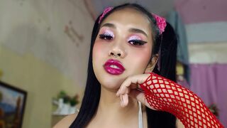 Free Nude MaxieMcQueen