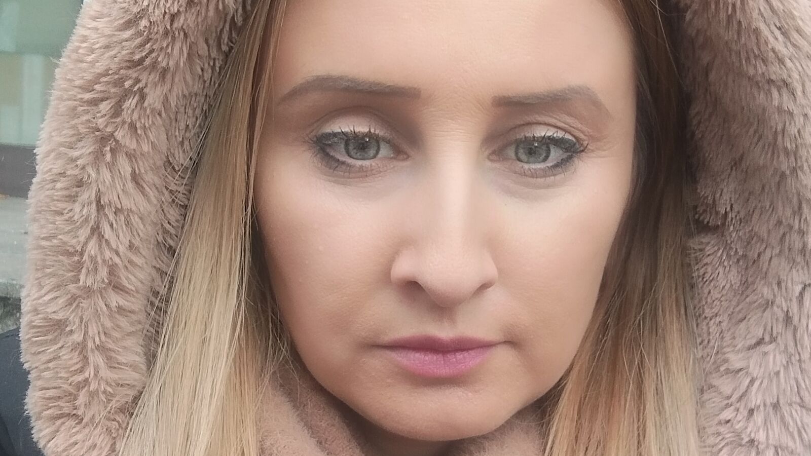 MaryEma glamour portrait