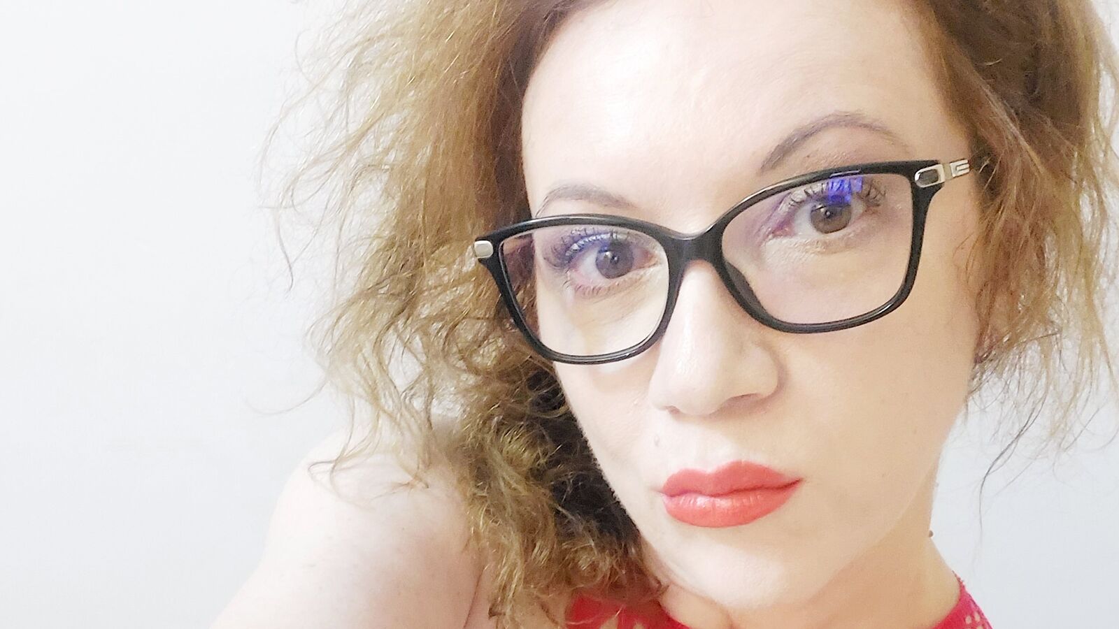EvaPrynne glamour portrait