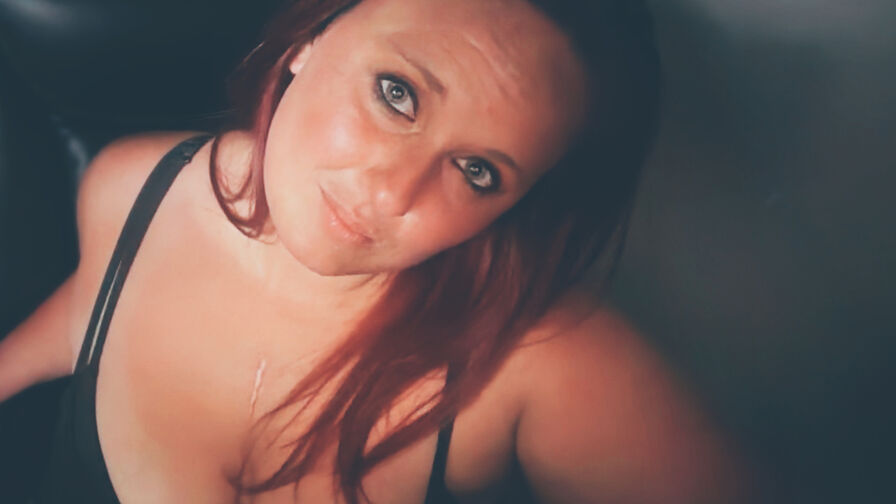 Watch AmiahMonroe live on DMS List