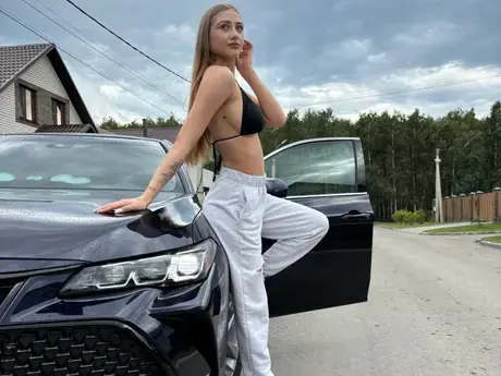 Chat with JessicaMoonlight