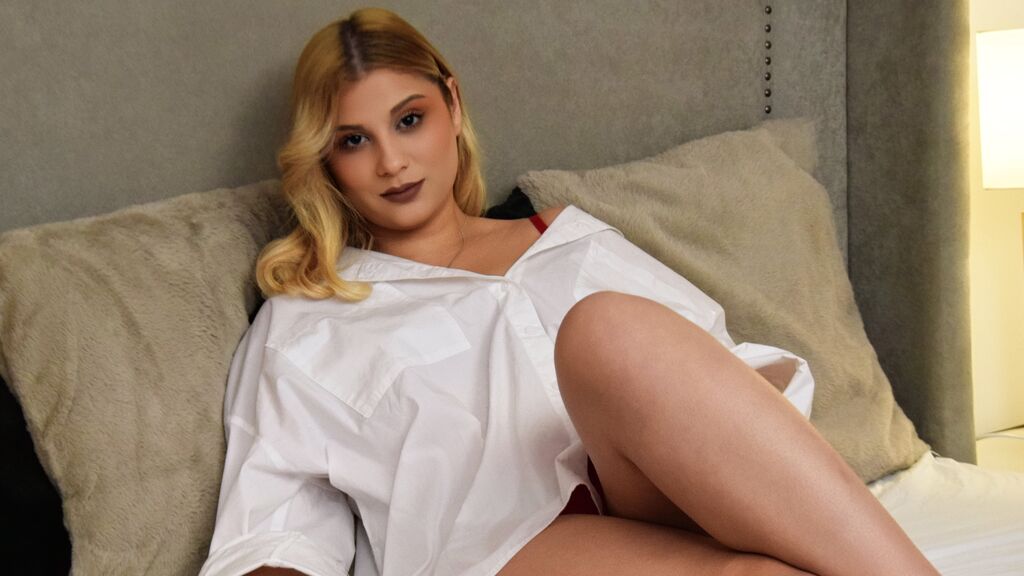 AuroraDeluxe Live Cam on LiveJasmin