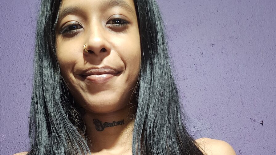 Live HD Nude Chat with KiaraSing