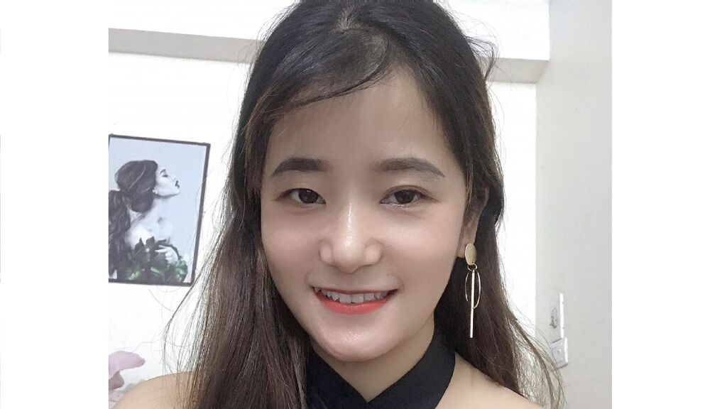  online at GirlsOfJasmin