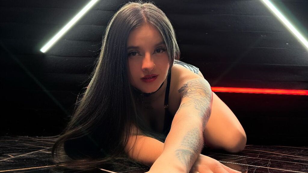 LissaTonne live cam model at LiveJasmin