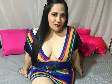 Chat with CinziaDomic
