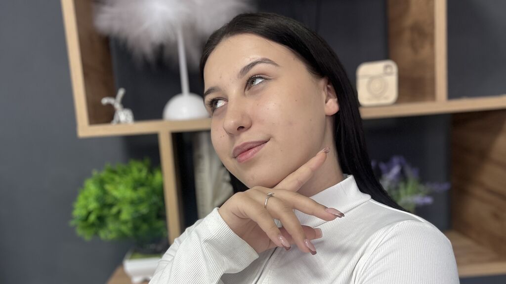 UdeleBawden online on GirlsOfJasmin