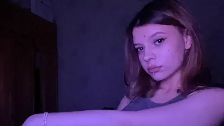 SelenaDearden's chat room