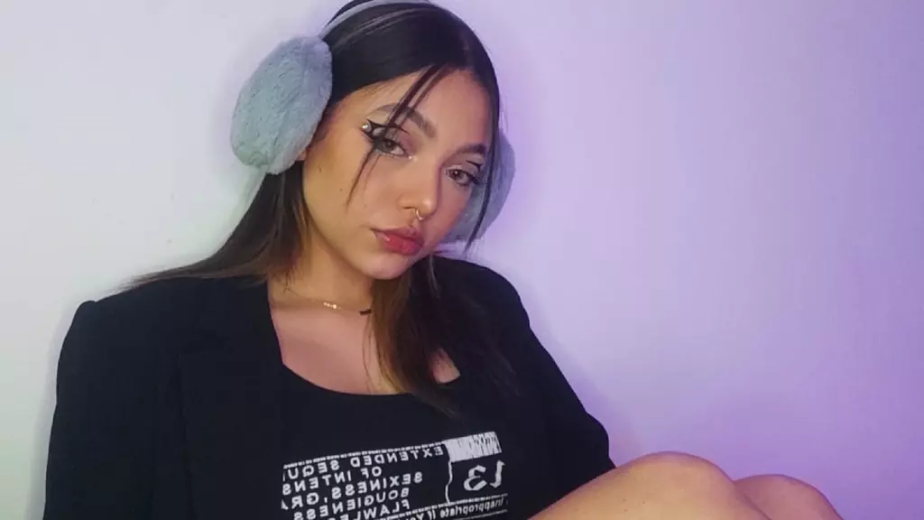 Show privé avec AbrilSnow
