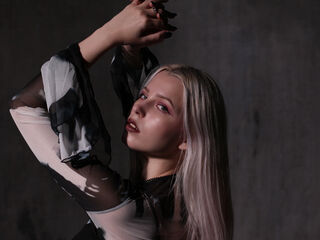 live cam bedroom AliceGrasie