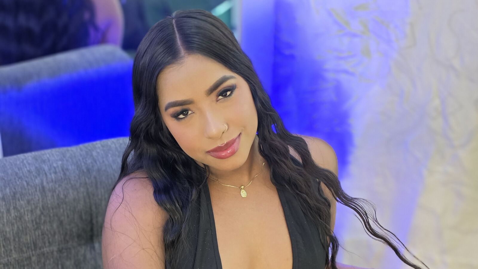 AntonellaArosee erotic portrait
