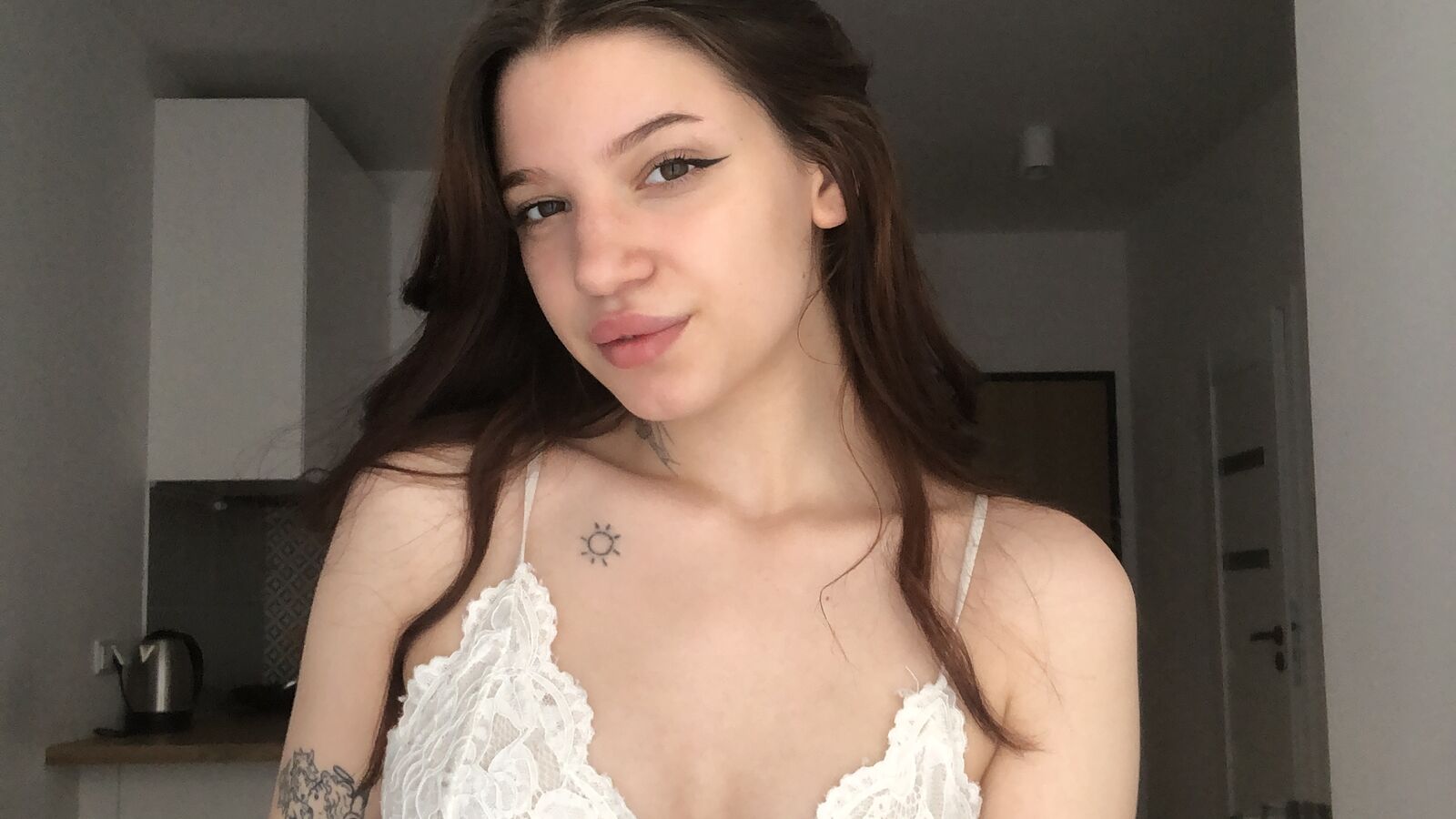 SonyaMesser erotic portrait
