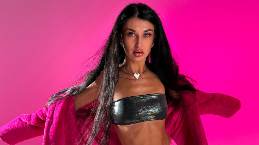 Watch AriannaCruise live on Amateur Porn