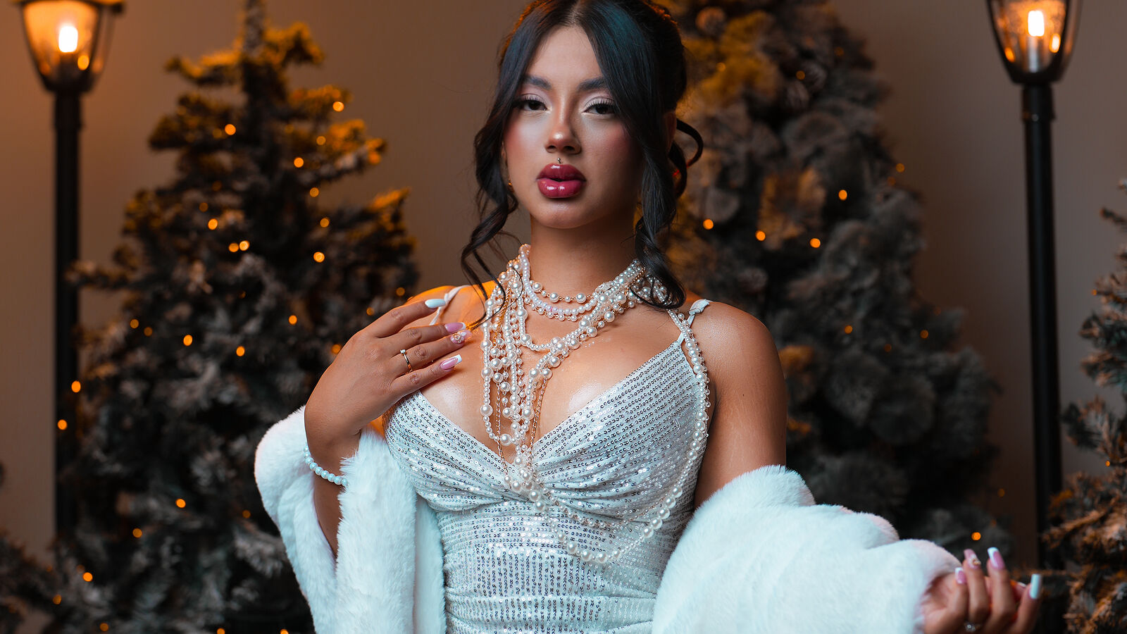 Electra erotic portrait