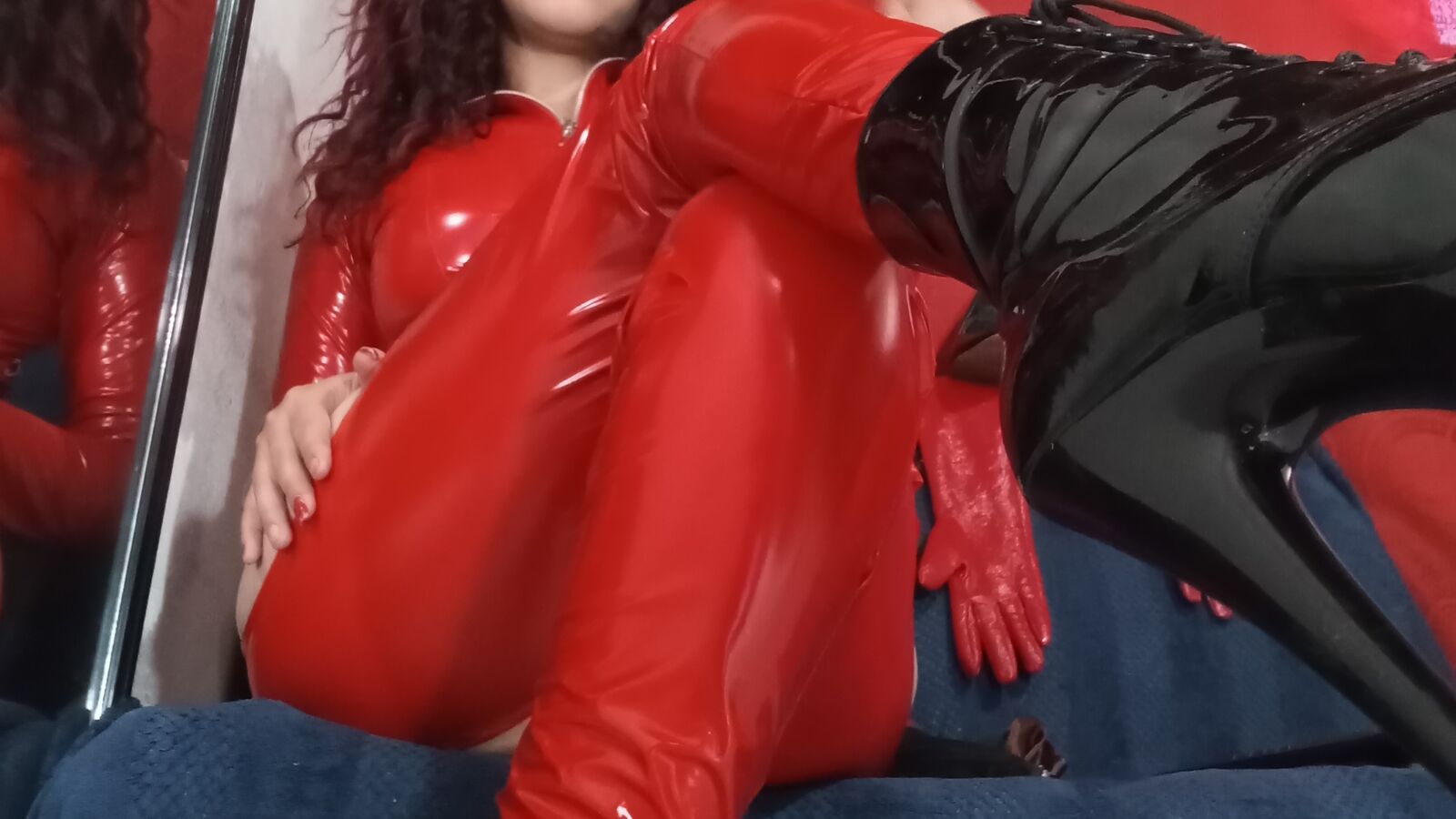 EmmaDianna erotic portrait