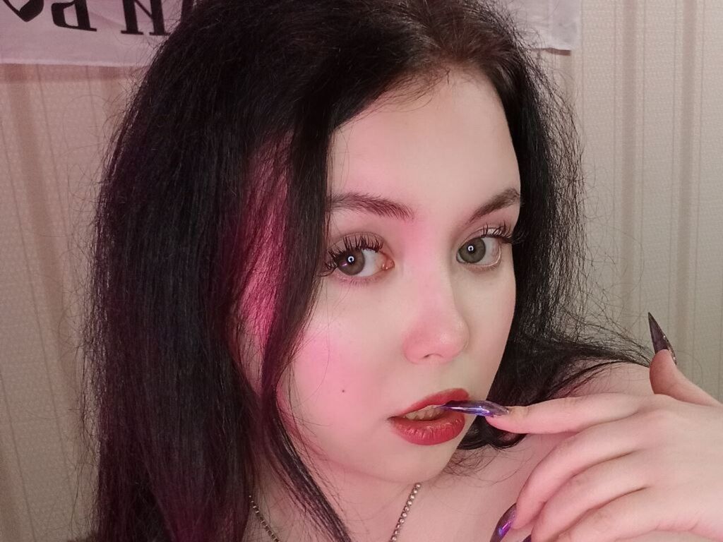 MaeAcors Nude