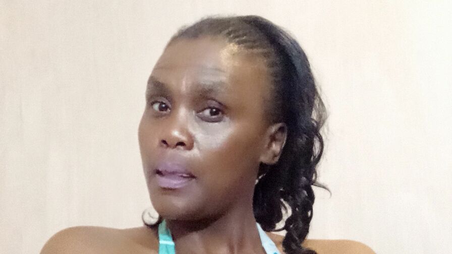 SharlainOgbu's Premium Pictures and Videos