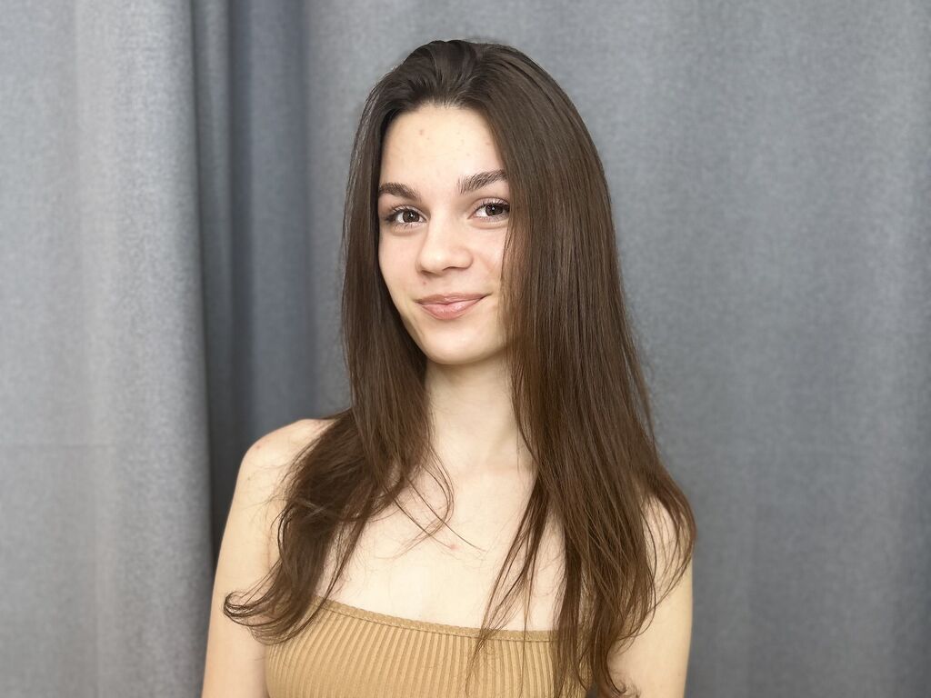 EvvaHair LiveJasmin credits show profile