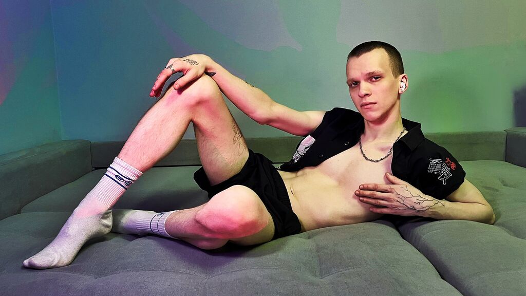 GoodRavi live cam model at LiveJasmin