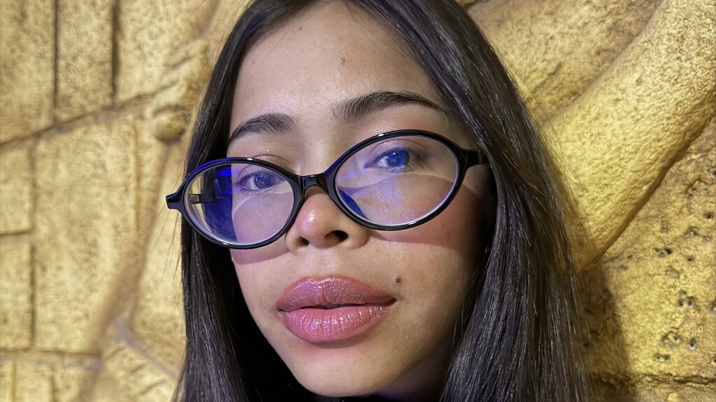 DarlaDanger cover