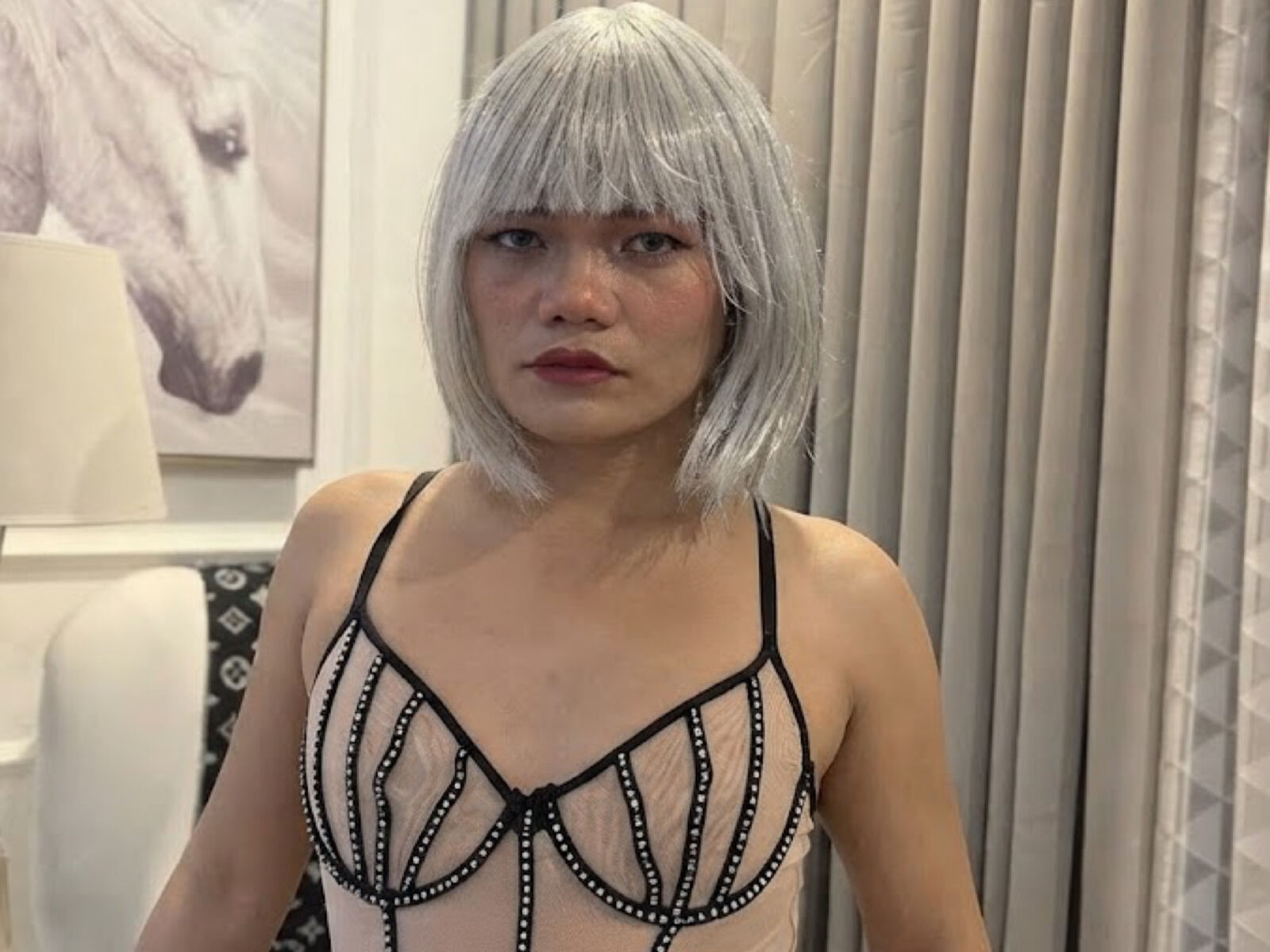 Live cam for LavianaAverya