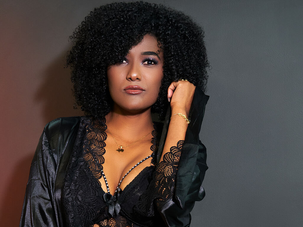 TyraWoods Profile Image