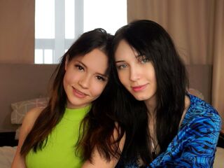 FloraAndLorna Live dildo cam