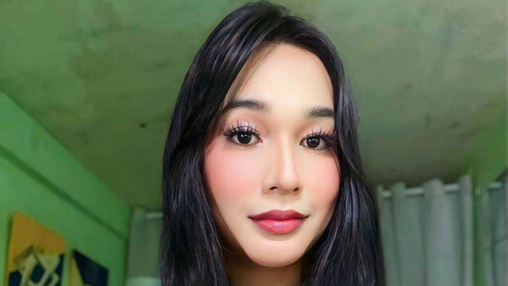 YassieVersoza Live Chat on LiveJasmin