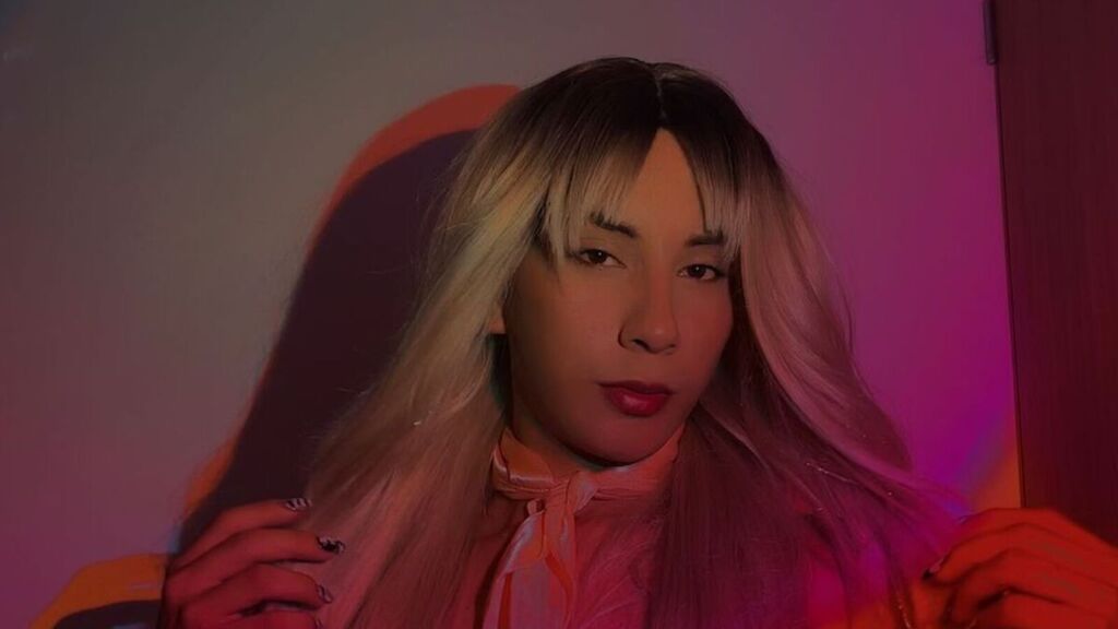 Watch  SteffyGoldberg live on LiveJasmin