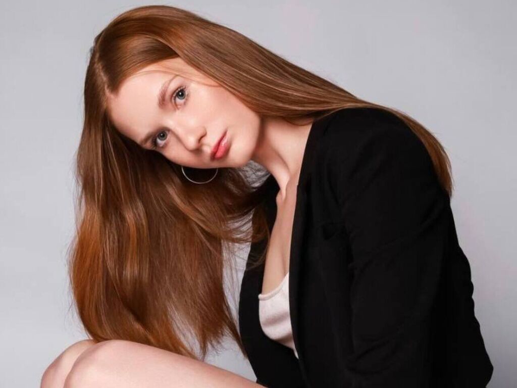 AdelaStephensen private show girl webcam image