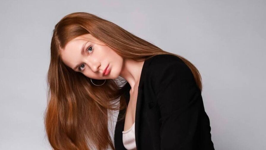Watch AdelaStephensen live on DMS List