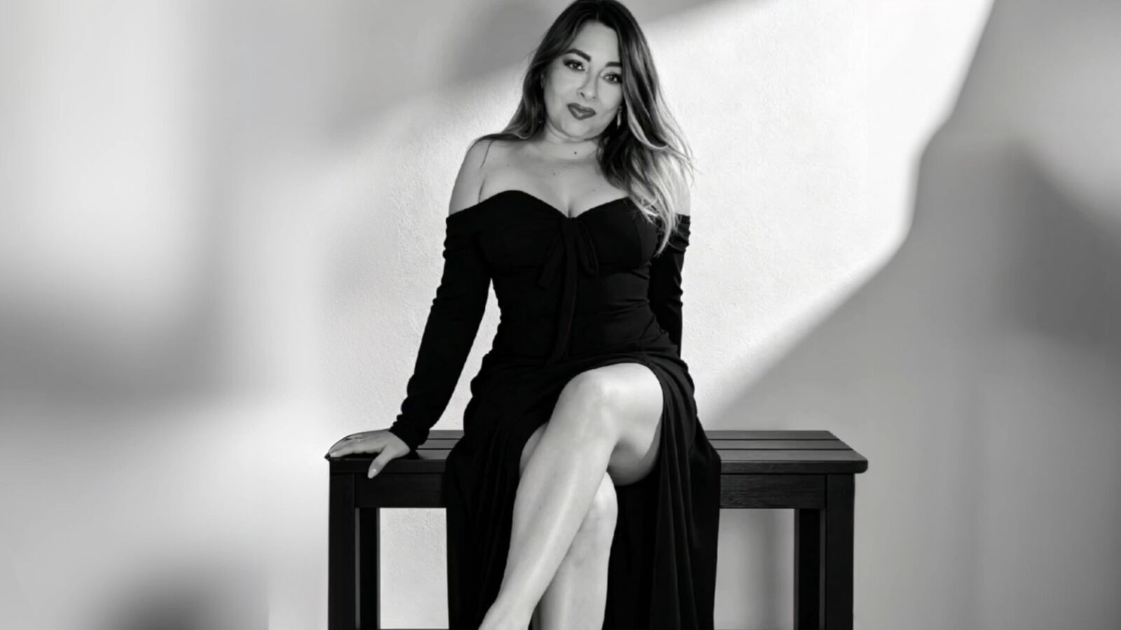 JeanySalober erotic portrait