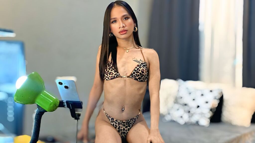 Sex chat gratuit in direct cu YaraFhox pe LiveJasmin