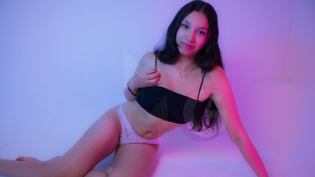  online at GirlsOfJasmin