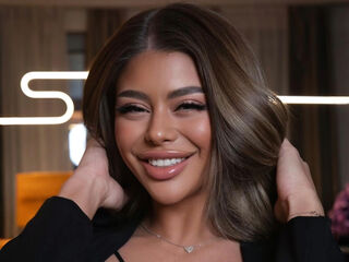 StephanieYves's live cam