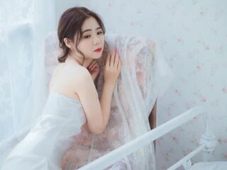 AnnVian - Girl 