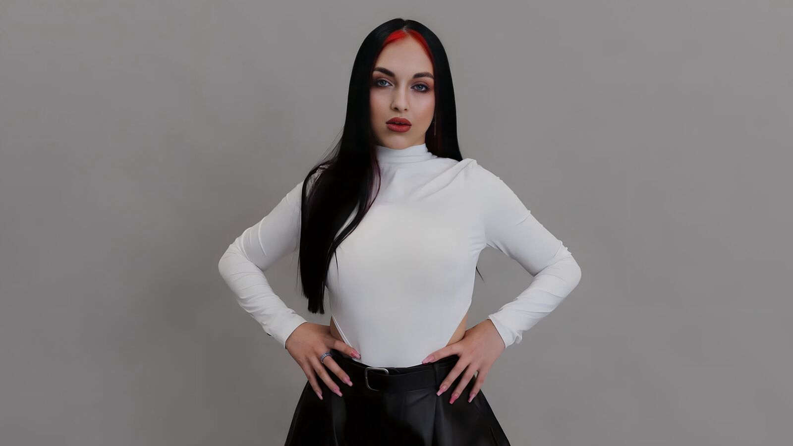 OliviaFlorense erotic portrait