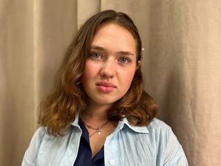 SusannaFadareko Porn Show