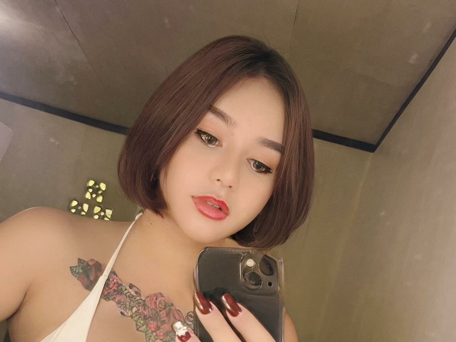Live cam for AlexaOsawa