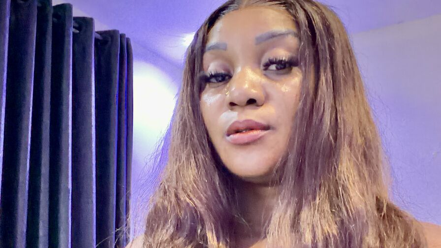 Watch IvanaDiasy live on DMS List