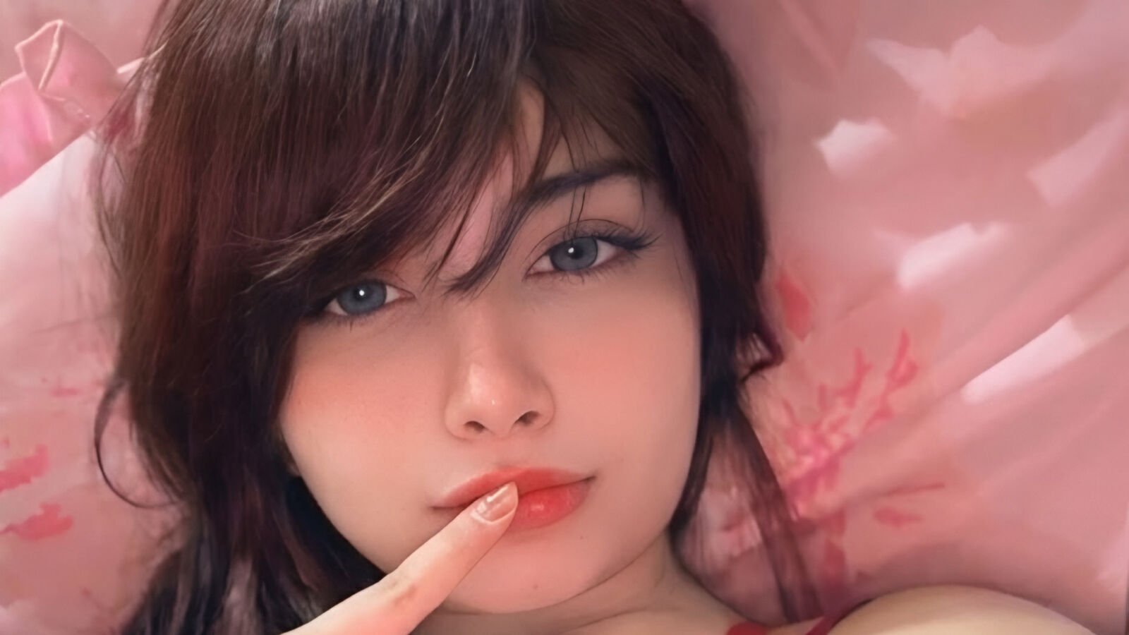 AyraNyx erotic portrait