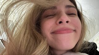 Kostenlos Nackt EllieCruze