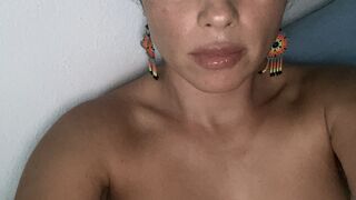 FanyEscobar one on one girl cam profile