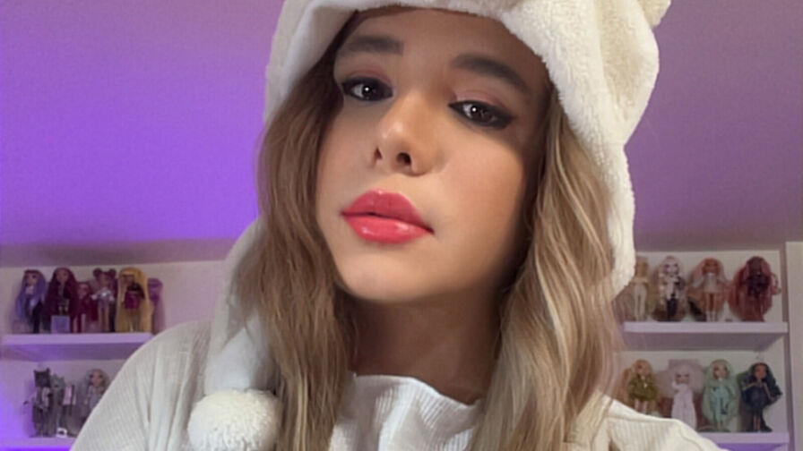 Watch IsabelePalmer live on Useporn