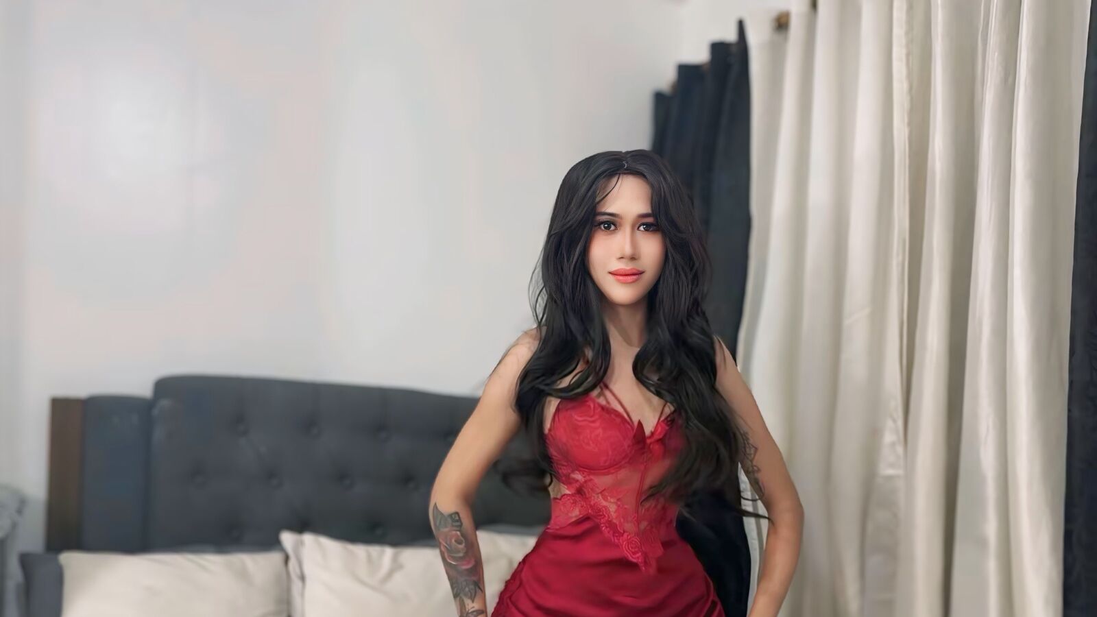 AnnaWalton erotic portrait