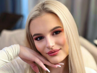 LeaLamours Porn Show